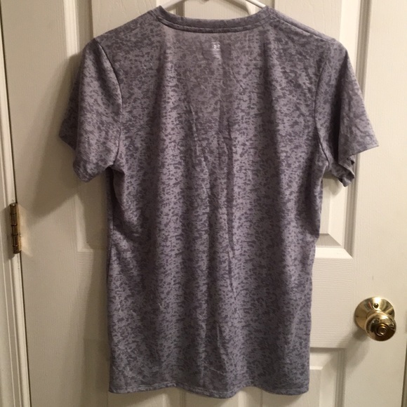 Workout shirt bundle/lot, Gray & Blue. - Picture 4 of 8